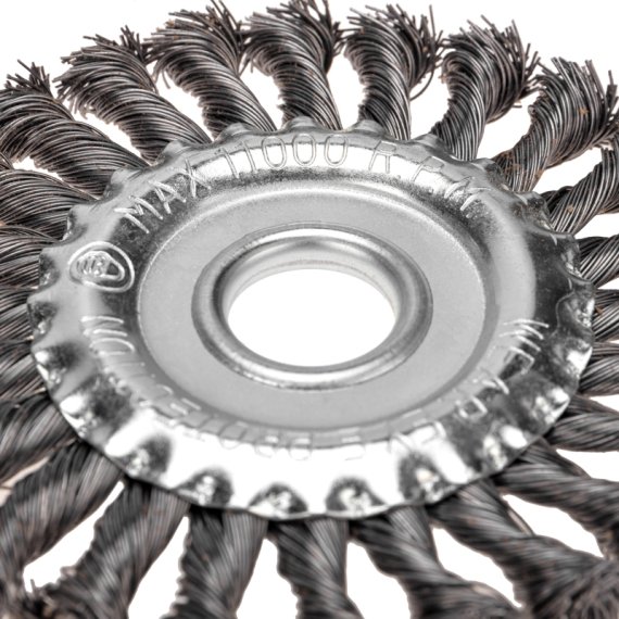 Фотография товара 'Kranz KR-91-1238 Щетка дисковая для УШМ, крученая стальная проволока, 125мм'